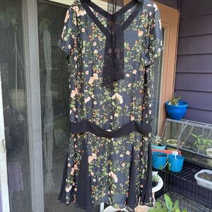 Chic Black Floral Midi Dress